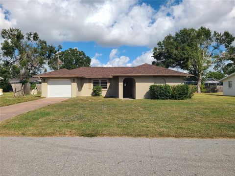 Photo of 575 Constance Road, Venice, FL 34293 (MLS # A4689559)