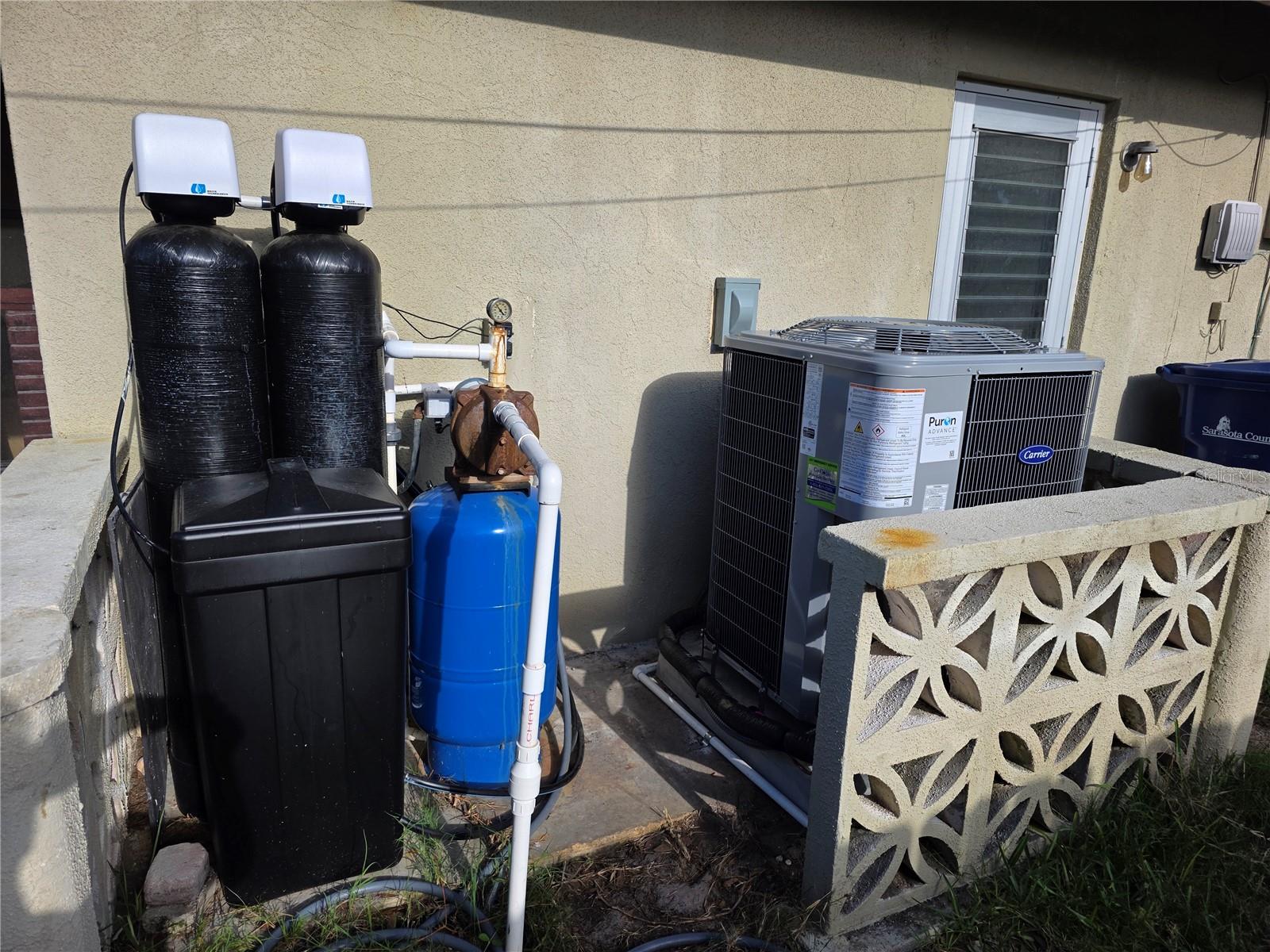 SOUTH VENICE UNIT 61 - Residential