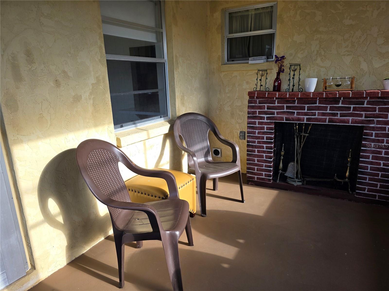 SOUTH VENICE UNIT 61 - Residential