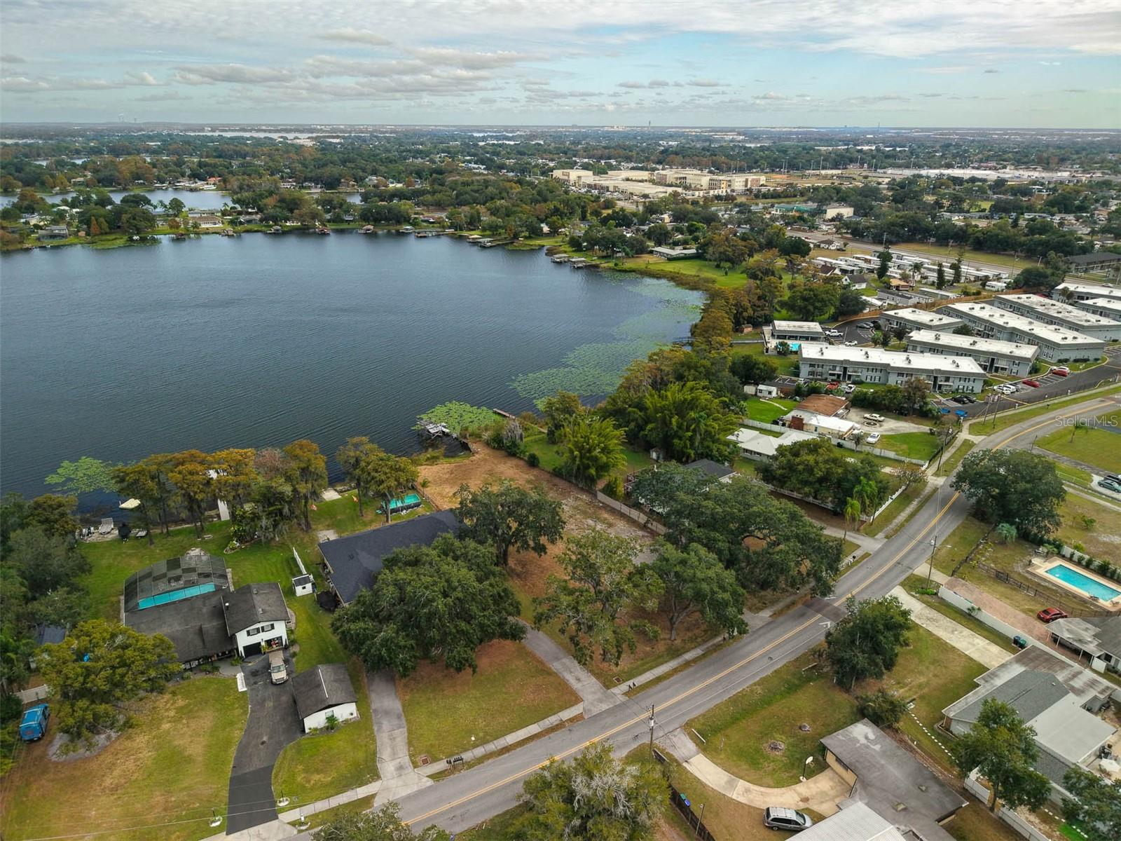 FLORIDA SHORES - Land