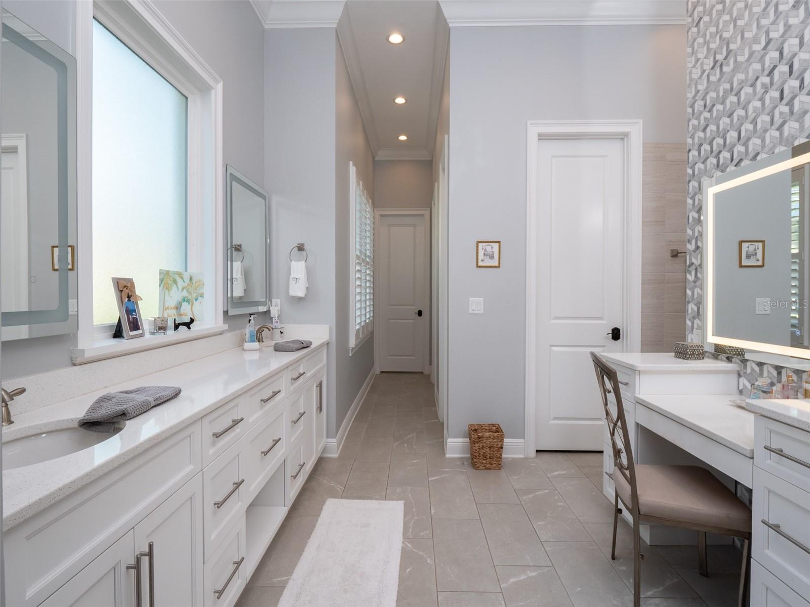 GOLDEN OCALA - Residential