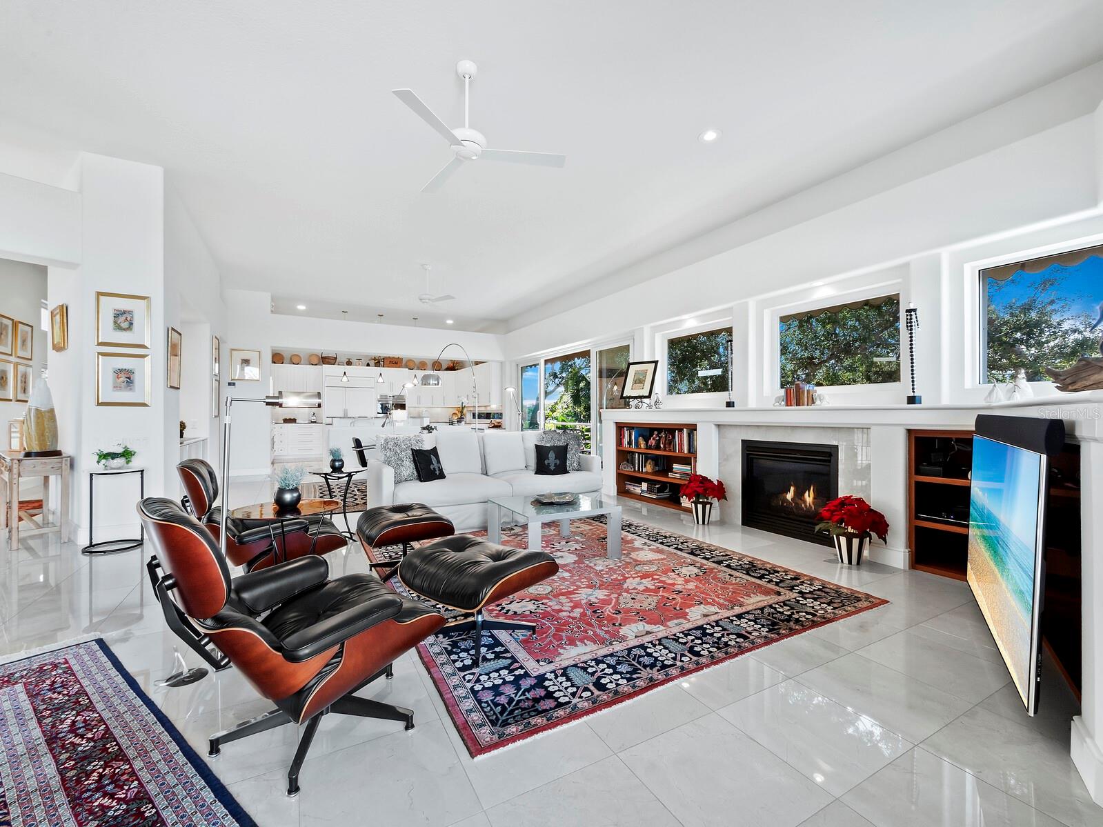 BAY ISLES - Residential