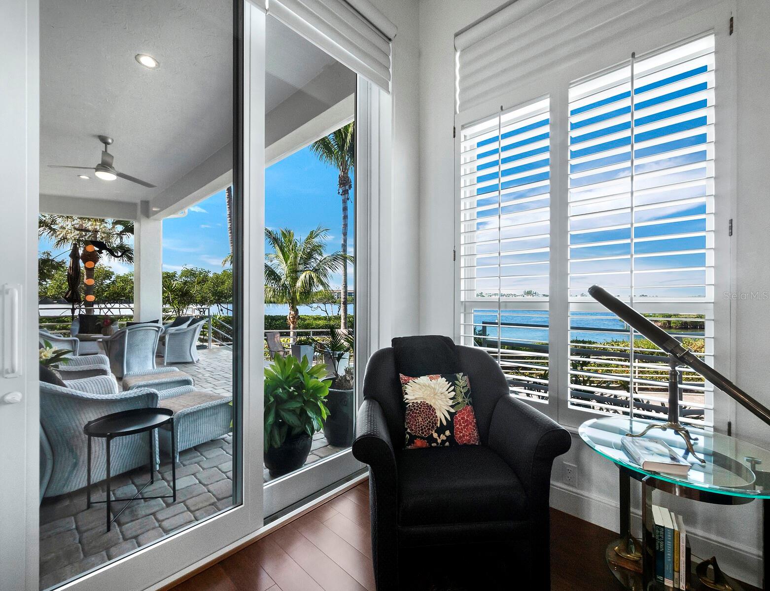 BAY ISLES - Residential