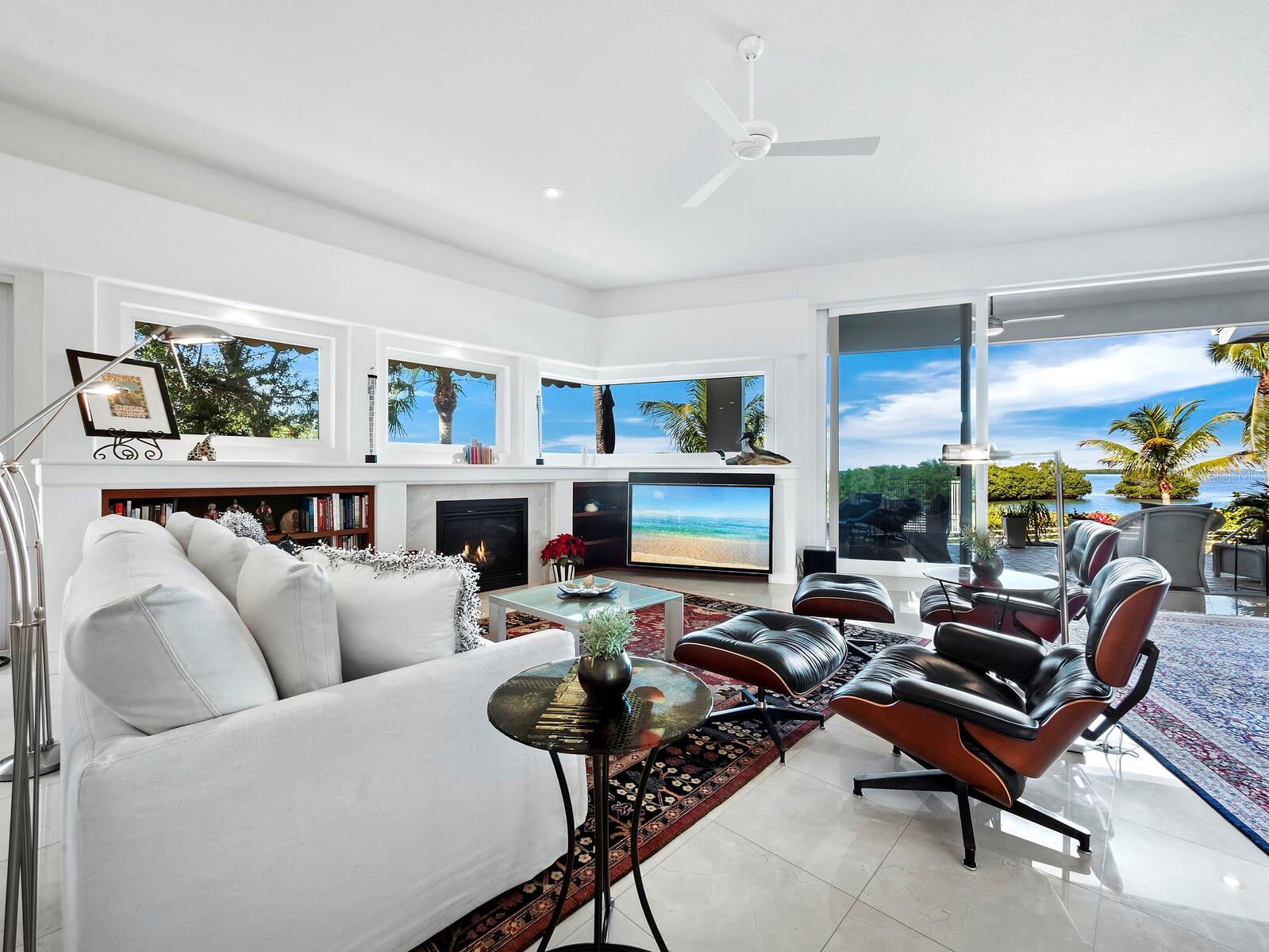 BAY ISLES - Residential