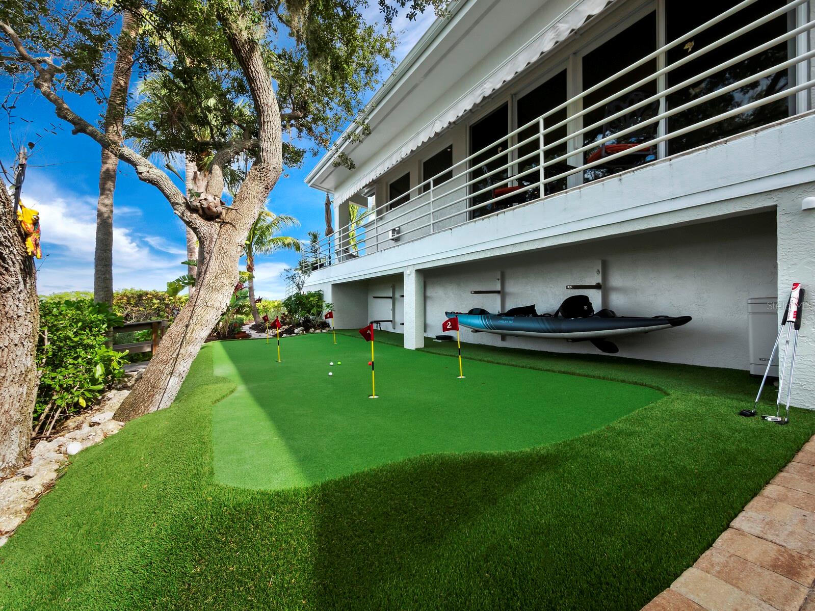 BAY ISLES - Residential