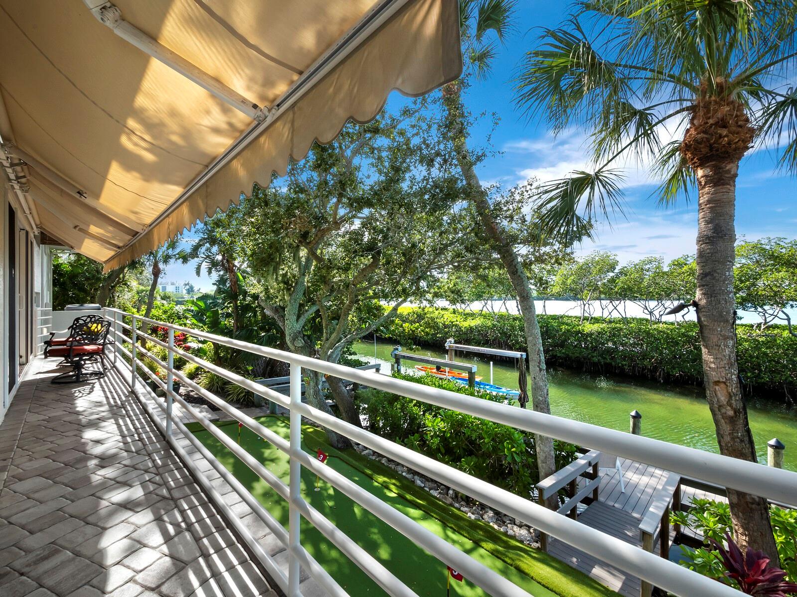 BAY ISLES - Residential