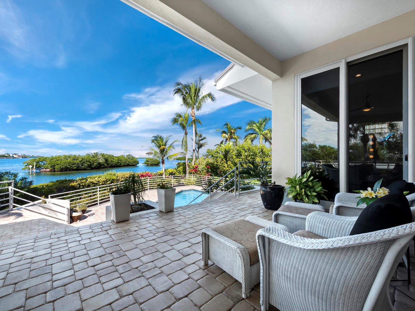 BAY ISLES - Residential