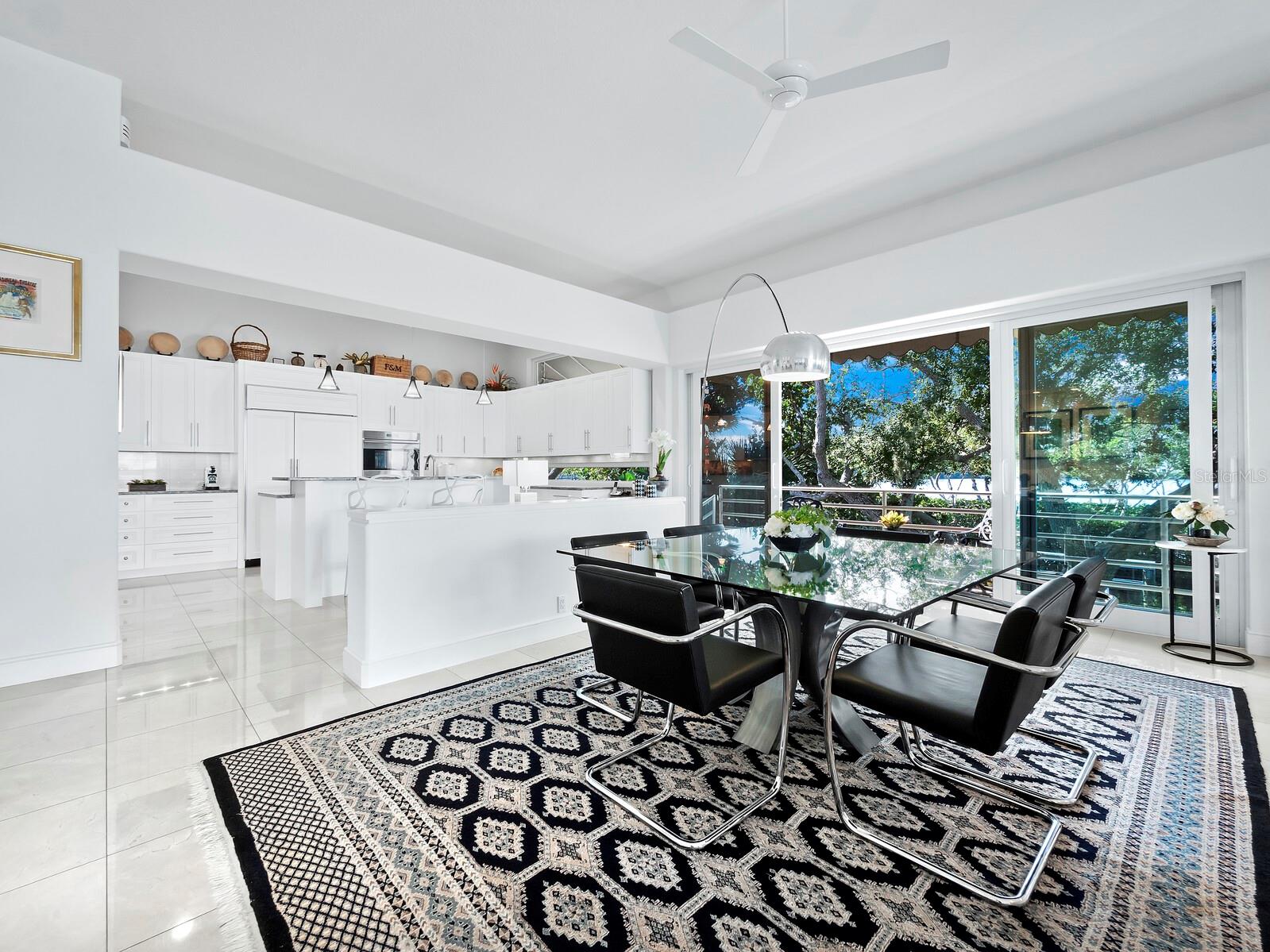 BAY ISLES - Residential