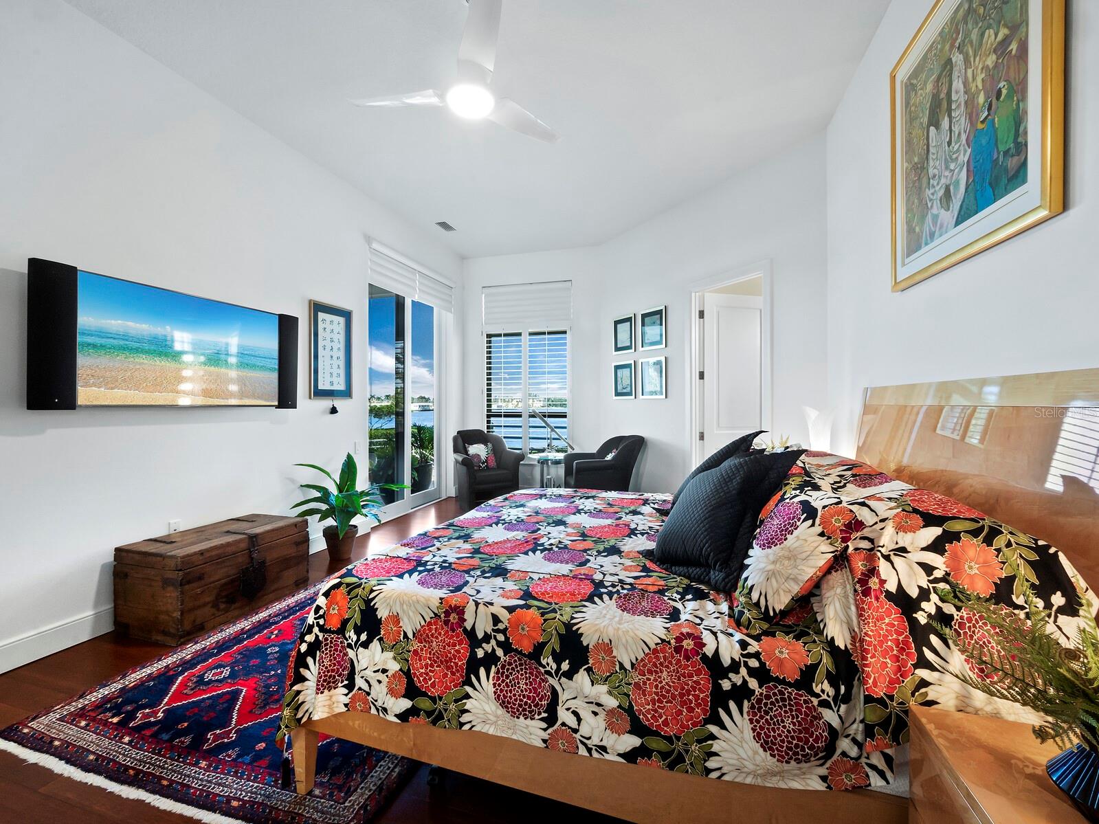 BAY ISLES - Residential