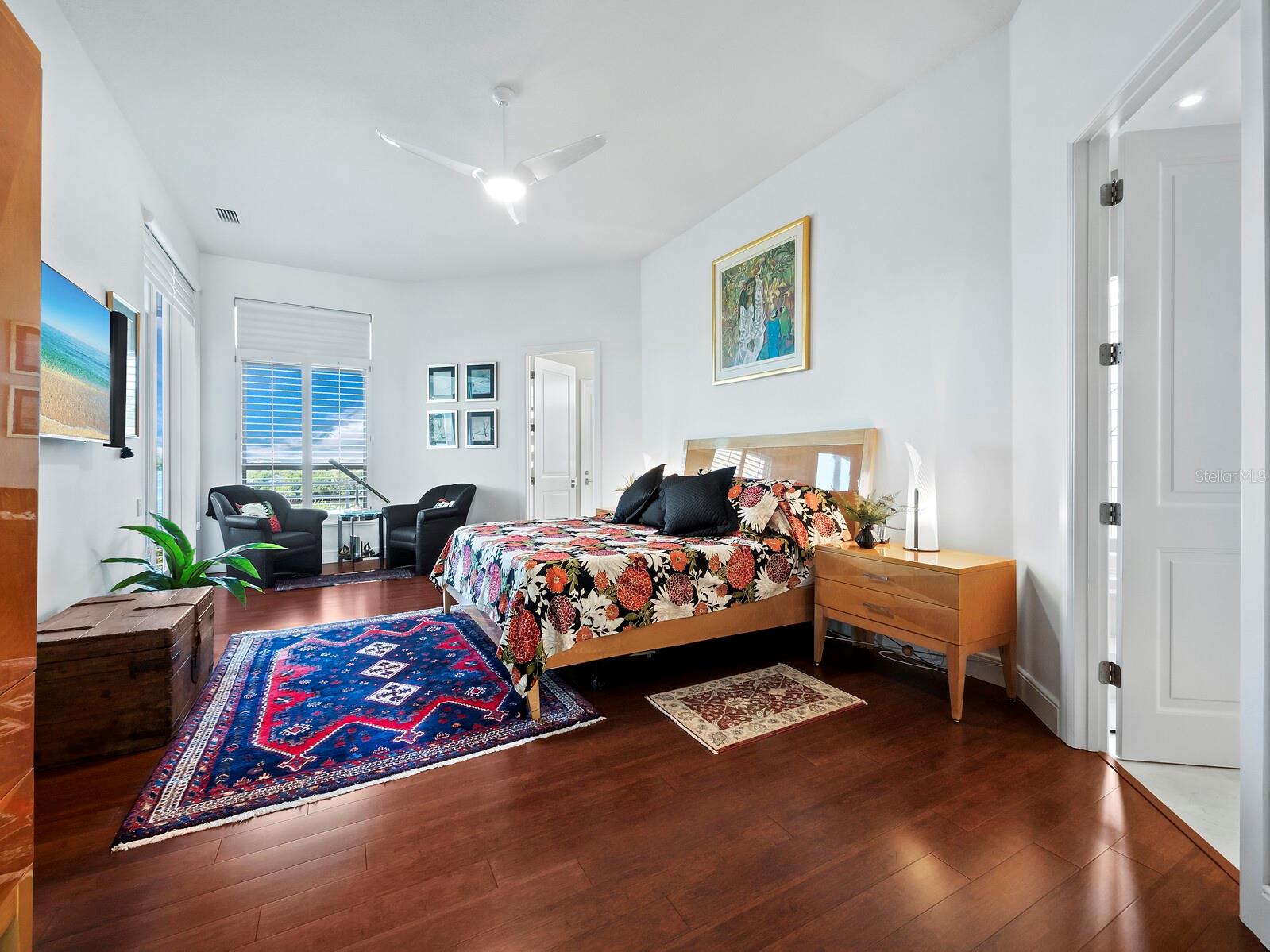 BAY ISLES - Residential