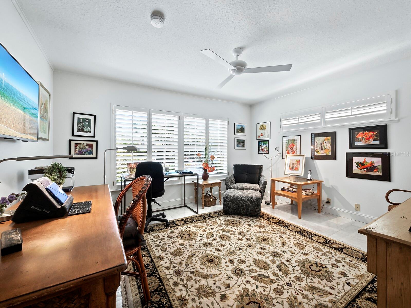 BAY ISLES - Residential