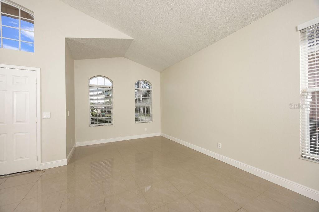 13230 LUXBURY LOOP