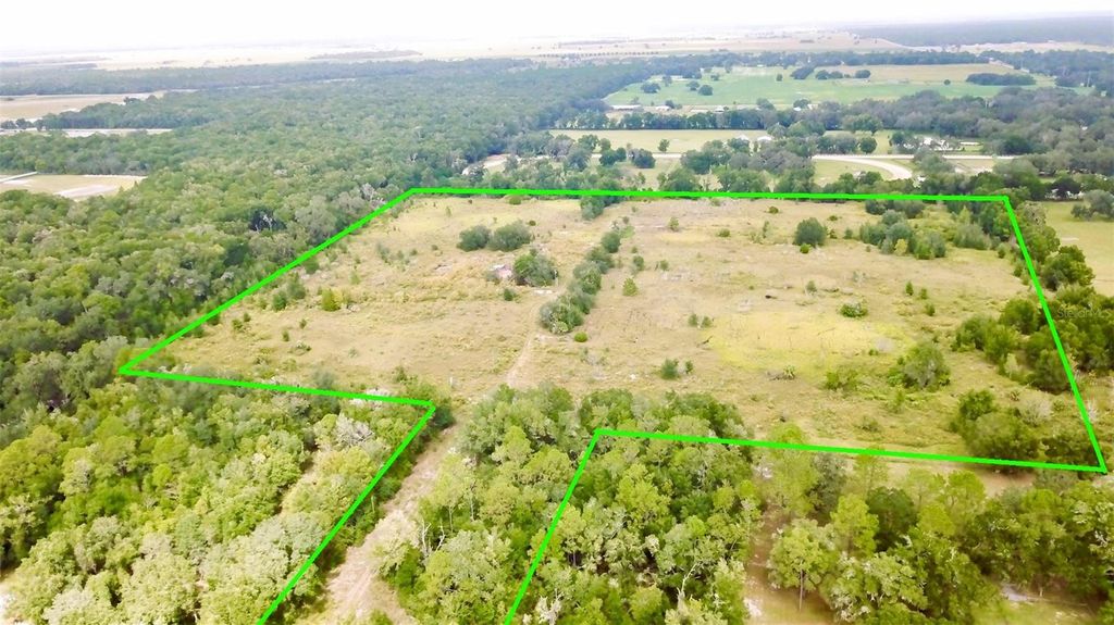 Photo of 14385 SW Highway 484, Dunnellon, FL 34432 (MLS # W7879625)