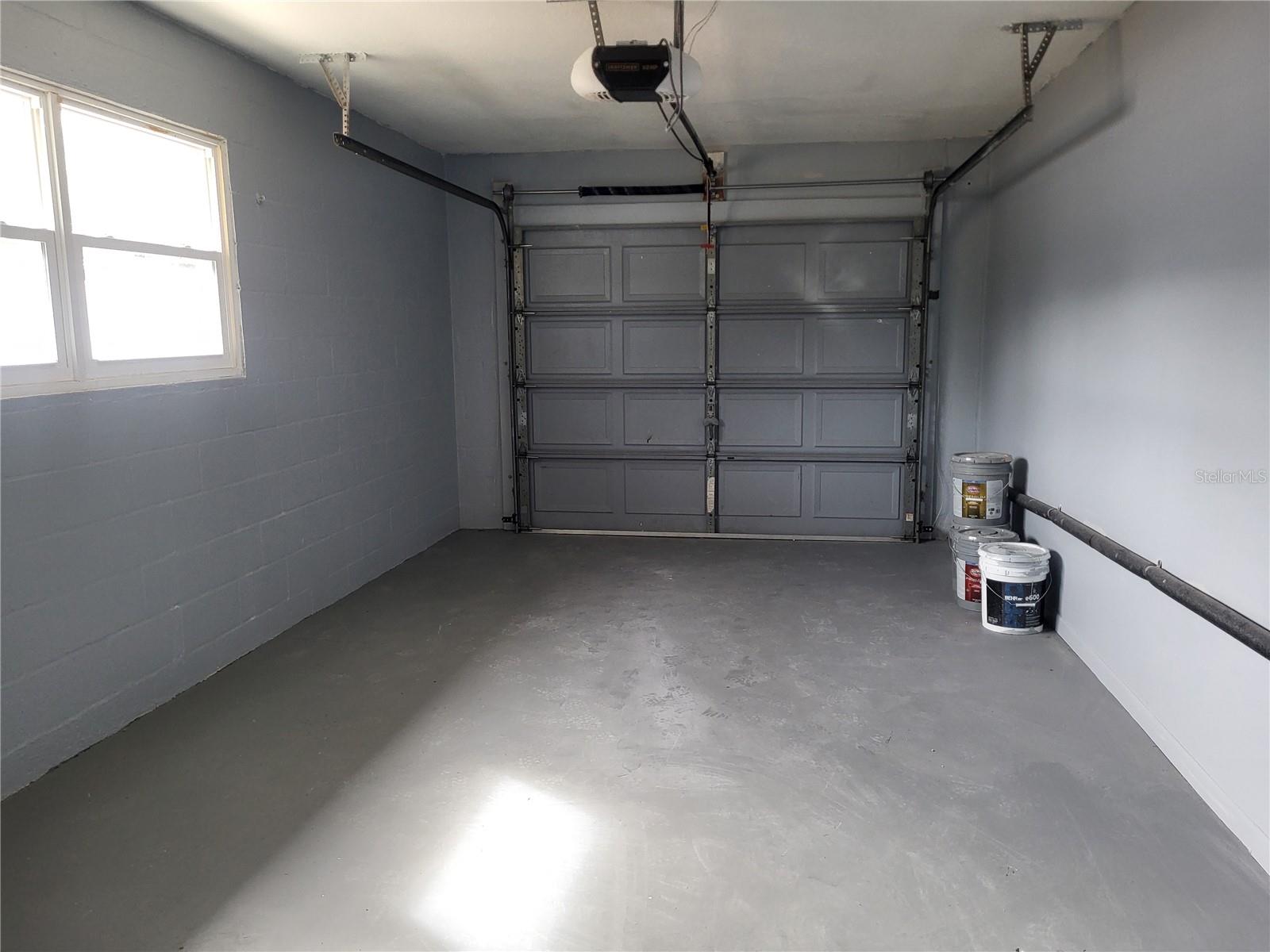 SPRING HILL - Residential Lease