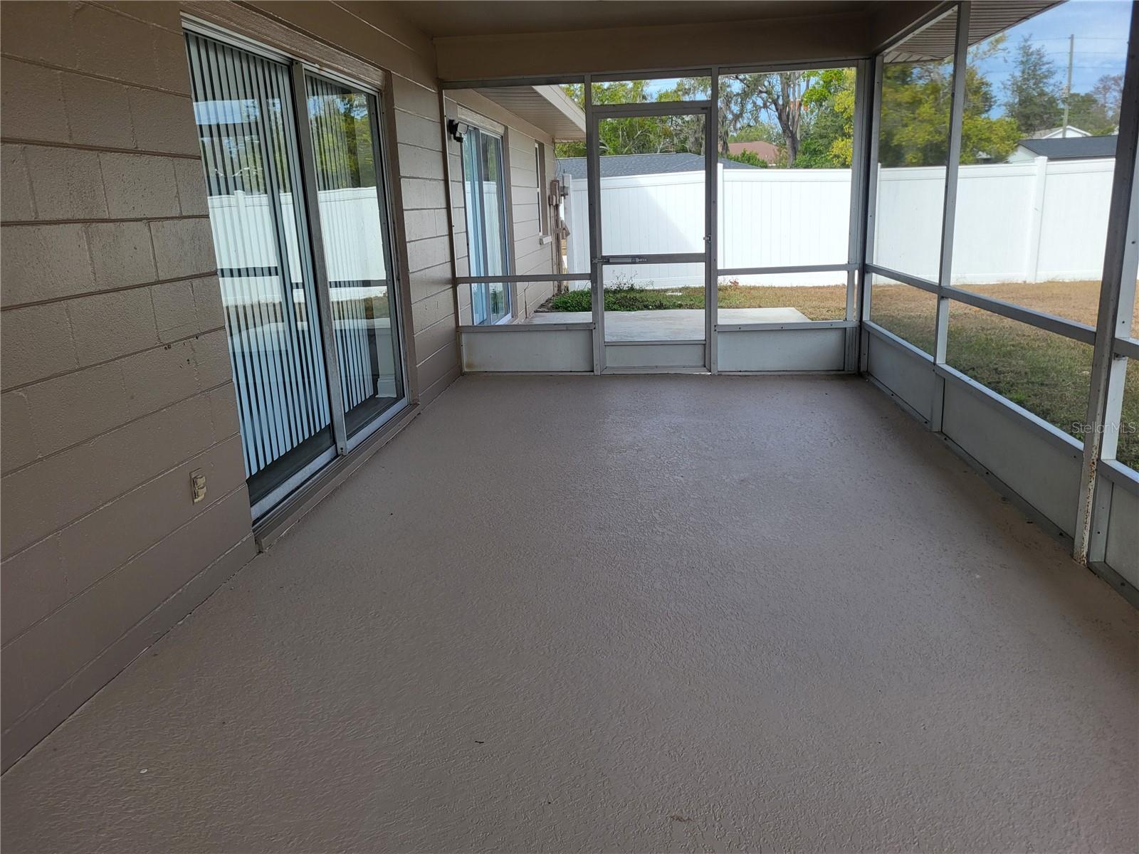 SPRING HILL - Residential Lease