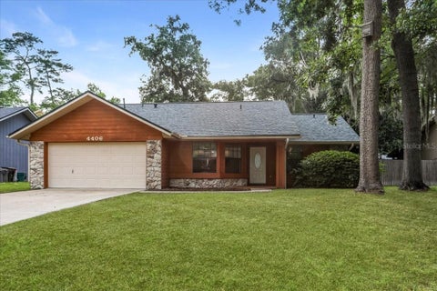 Photo of 4406 NW 60th Terrace, Gainesville, FL 32606 (MLS # GC540393)