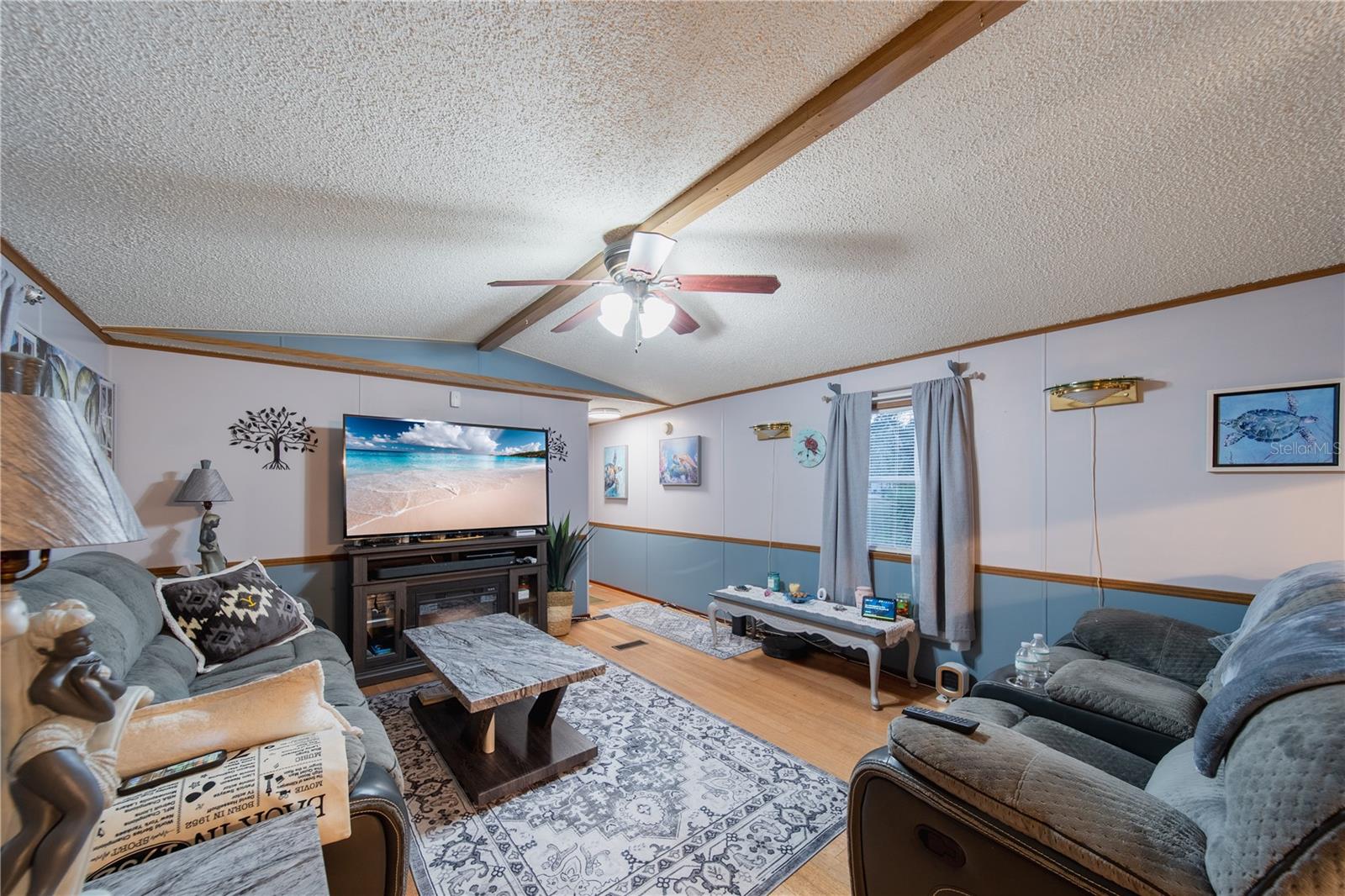 LAKE SIDE ESTATES - Residential