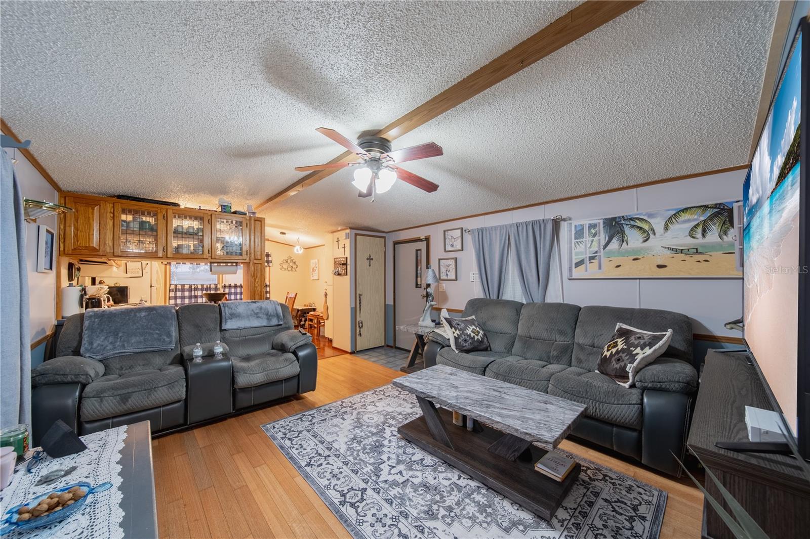 LAKE SIDE ESTATES - Residential