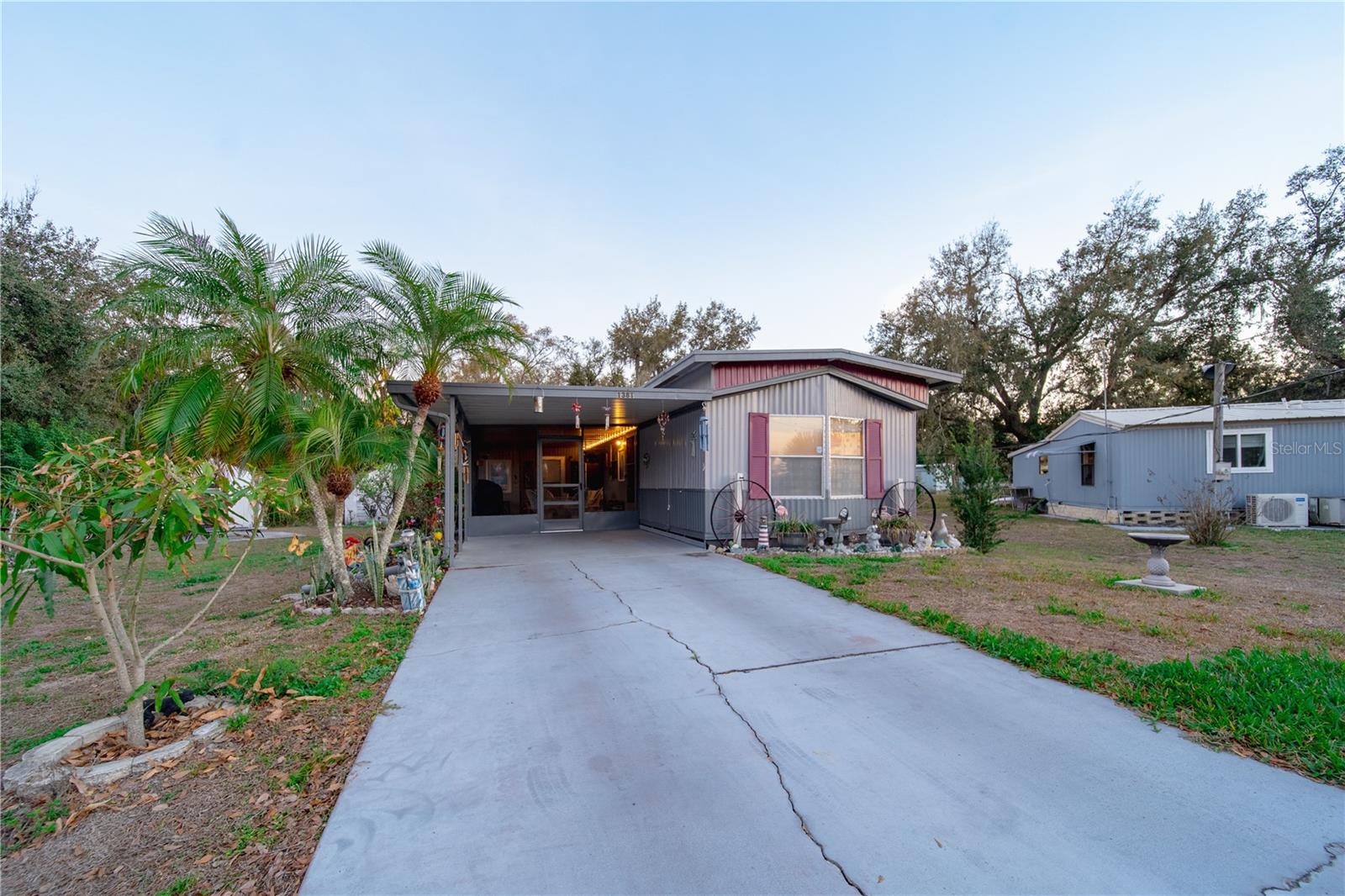 LAKE SIDE ESTATES - Residential