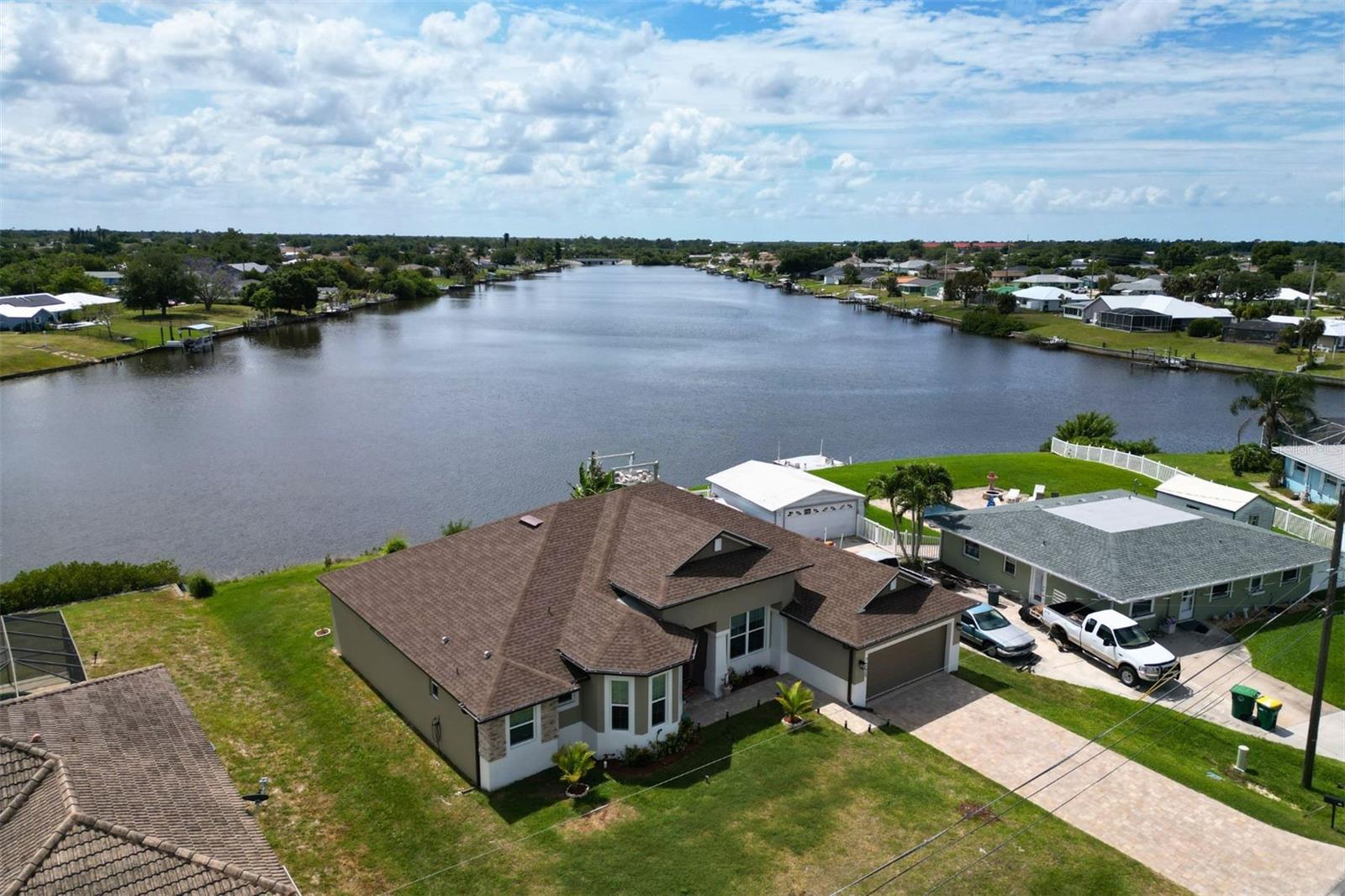 729 CRESTVIEW CIRCLE NW