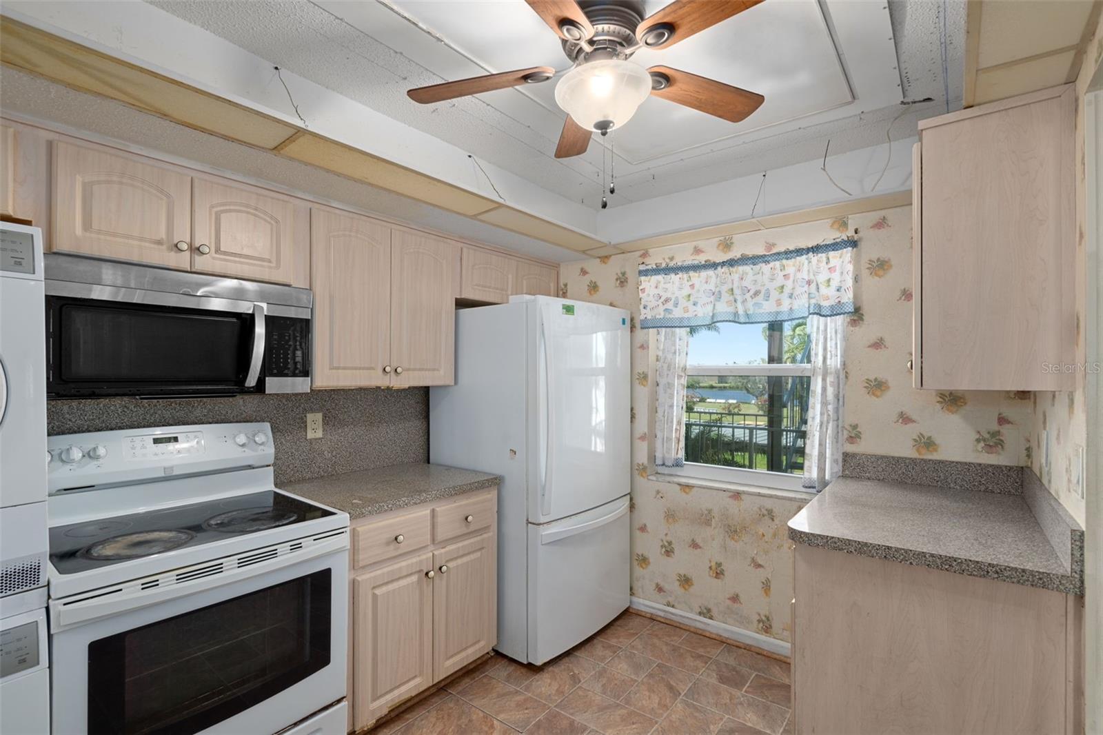 GULF HARBORS CONDO - Residential