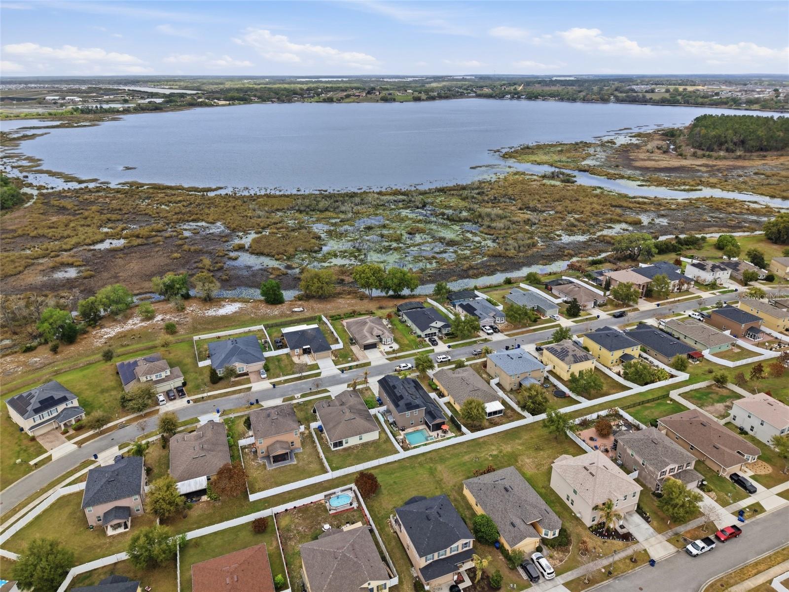 GROVELAND EAGLE POINTE PH 01 - Residential