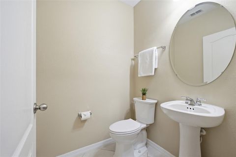 Tiny photo for 722 Black Eagle Drive, Groveland, FL 34736 (MLS # G5109621)