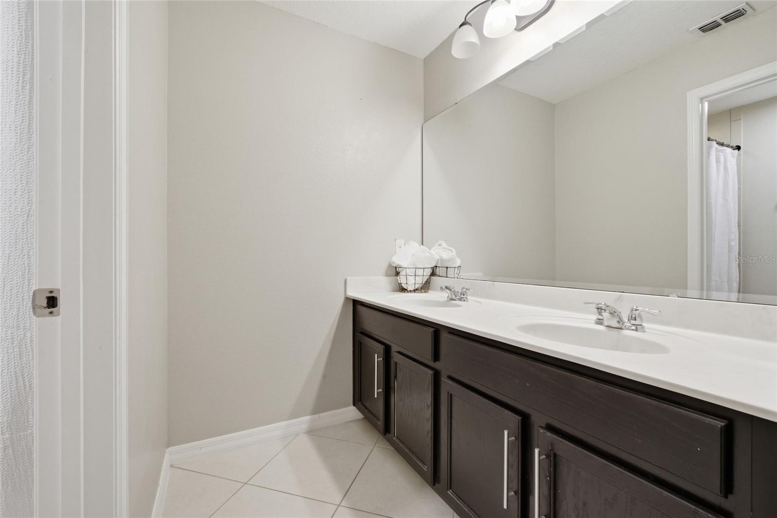 GROVELAND EAGLE POINTE PH 01 - Residential