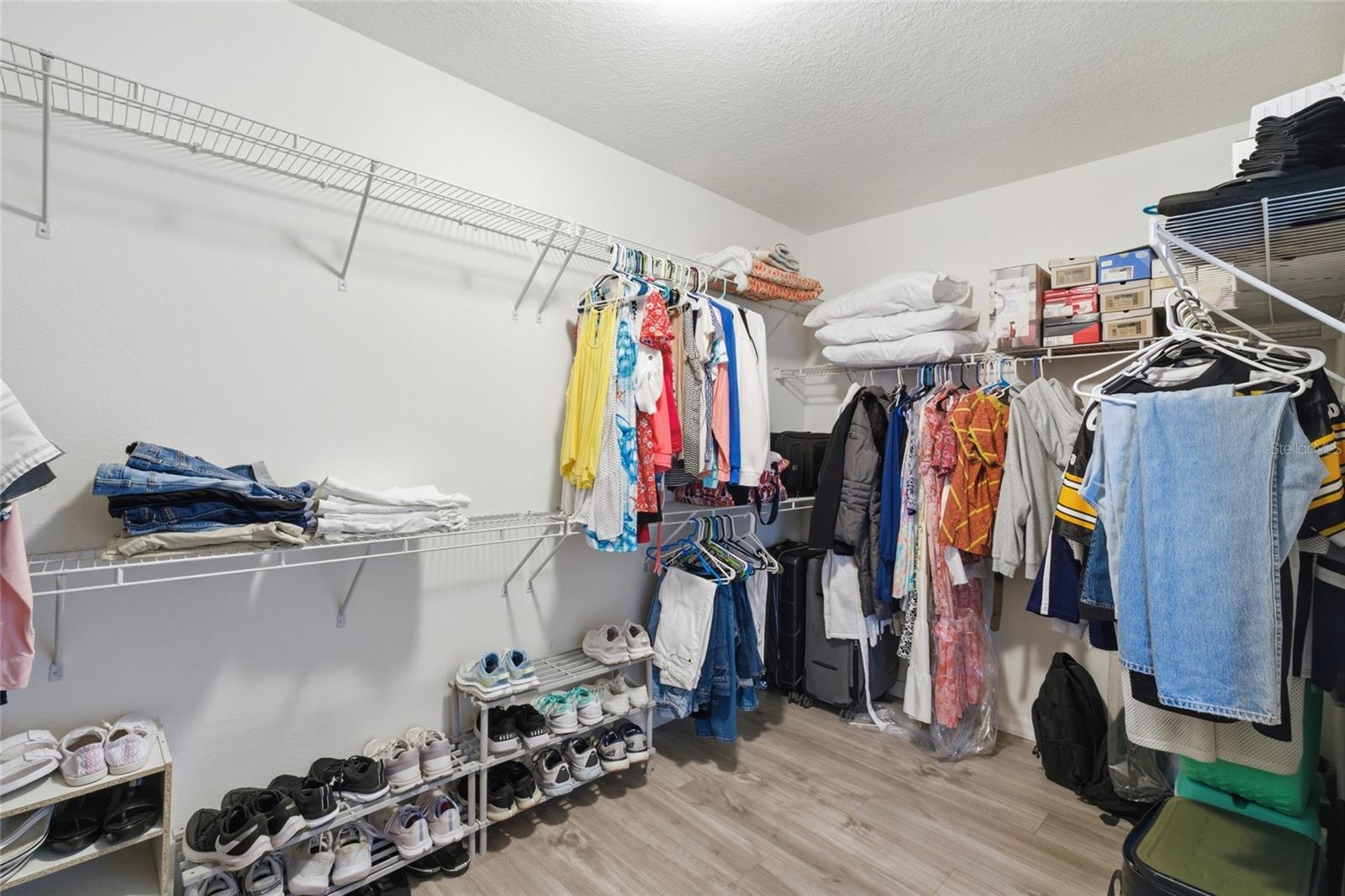 GROVELAND EAGLE POINTE PH 01 - Residential