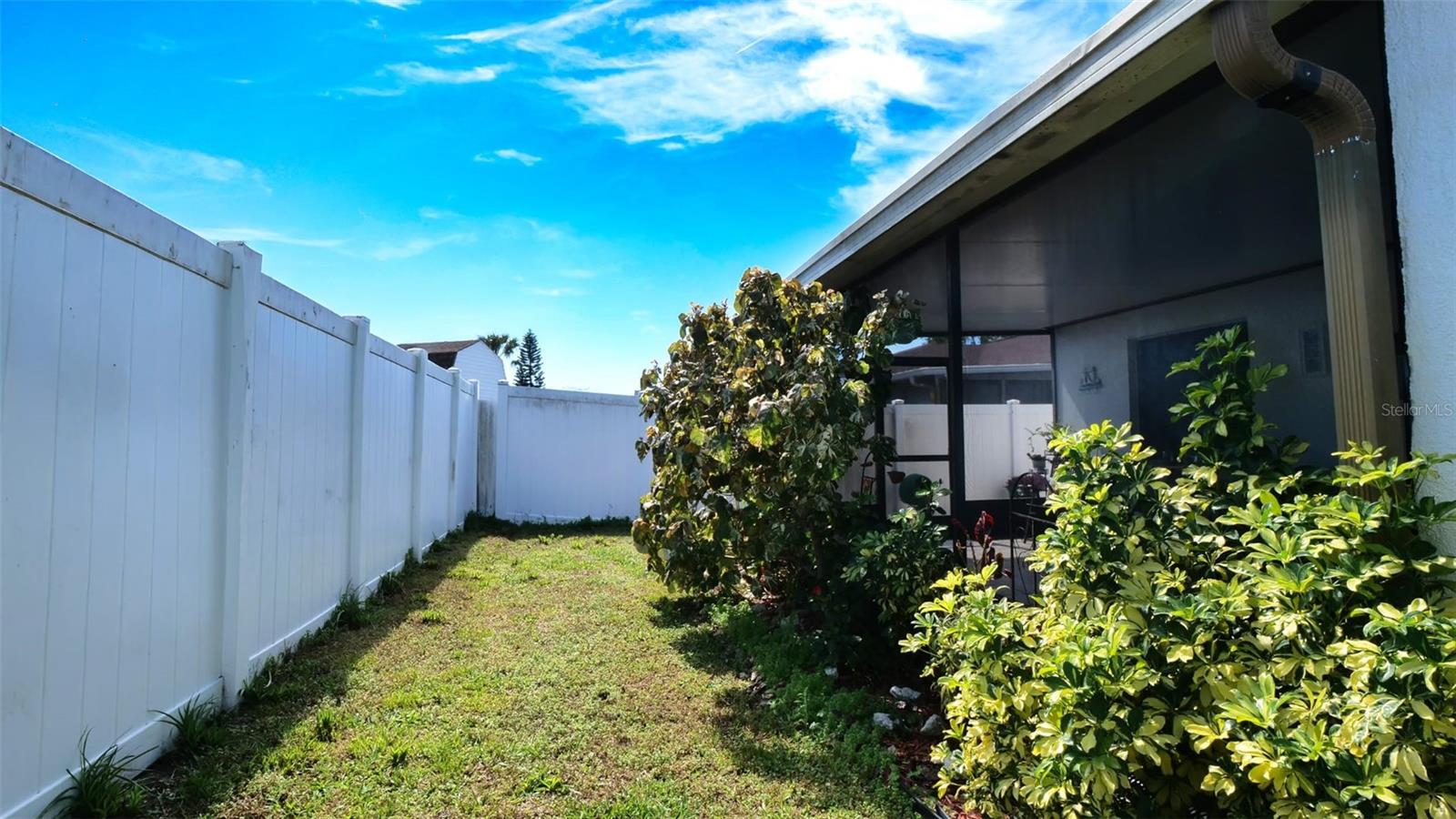 REGENCY PARK - Residential