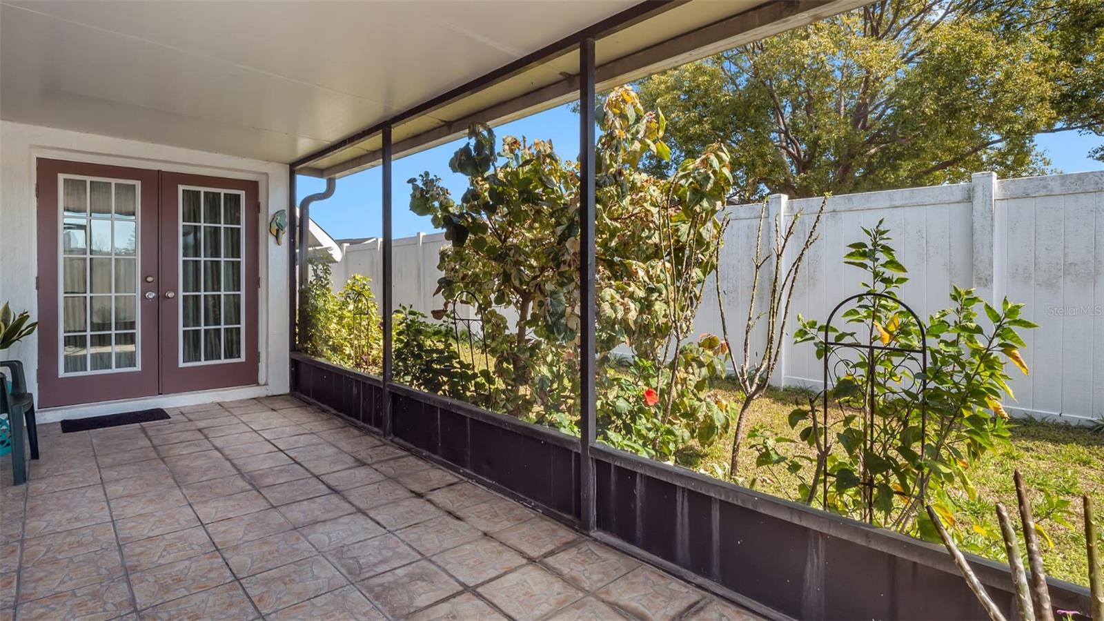 REGENCY PARK - Residential