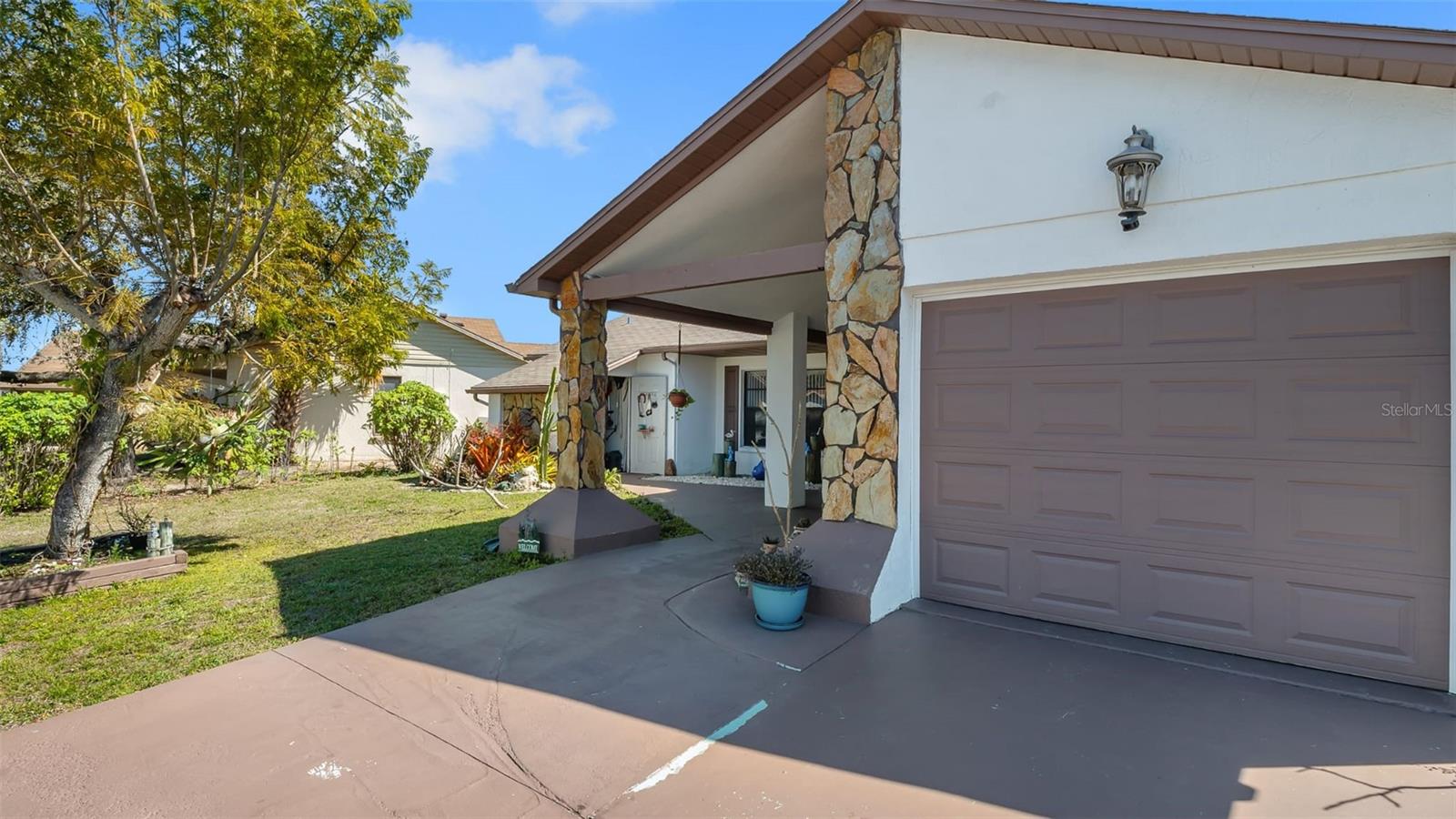 REGENCY PARK - Residential