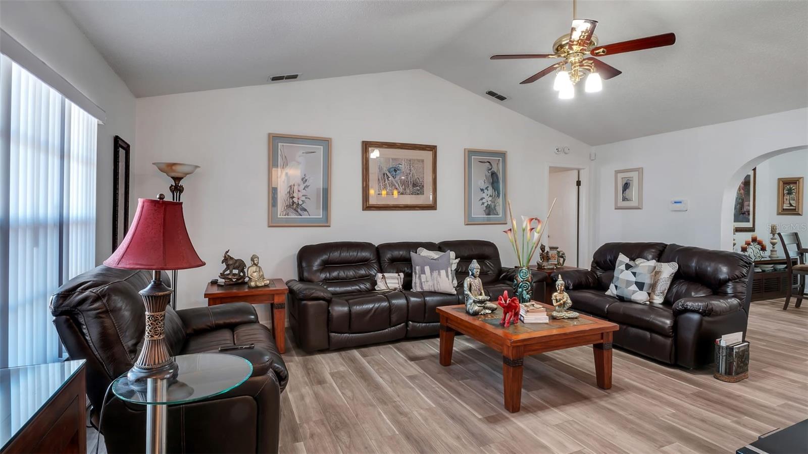 REGENCY PARK - Residential