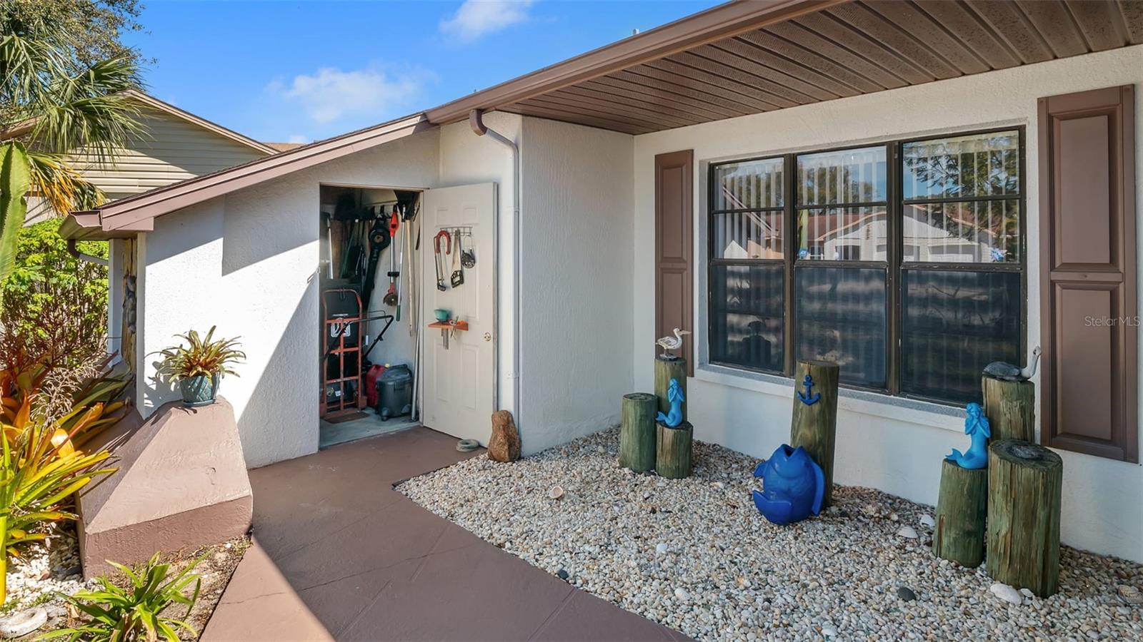 REGENCY PARK - Residential