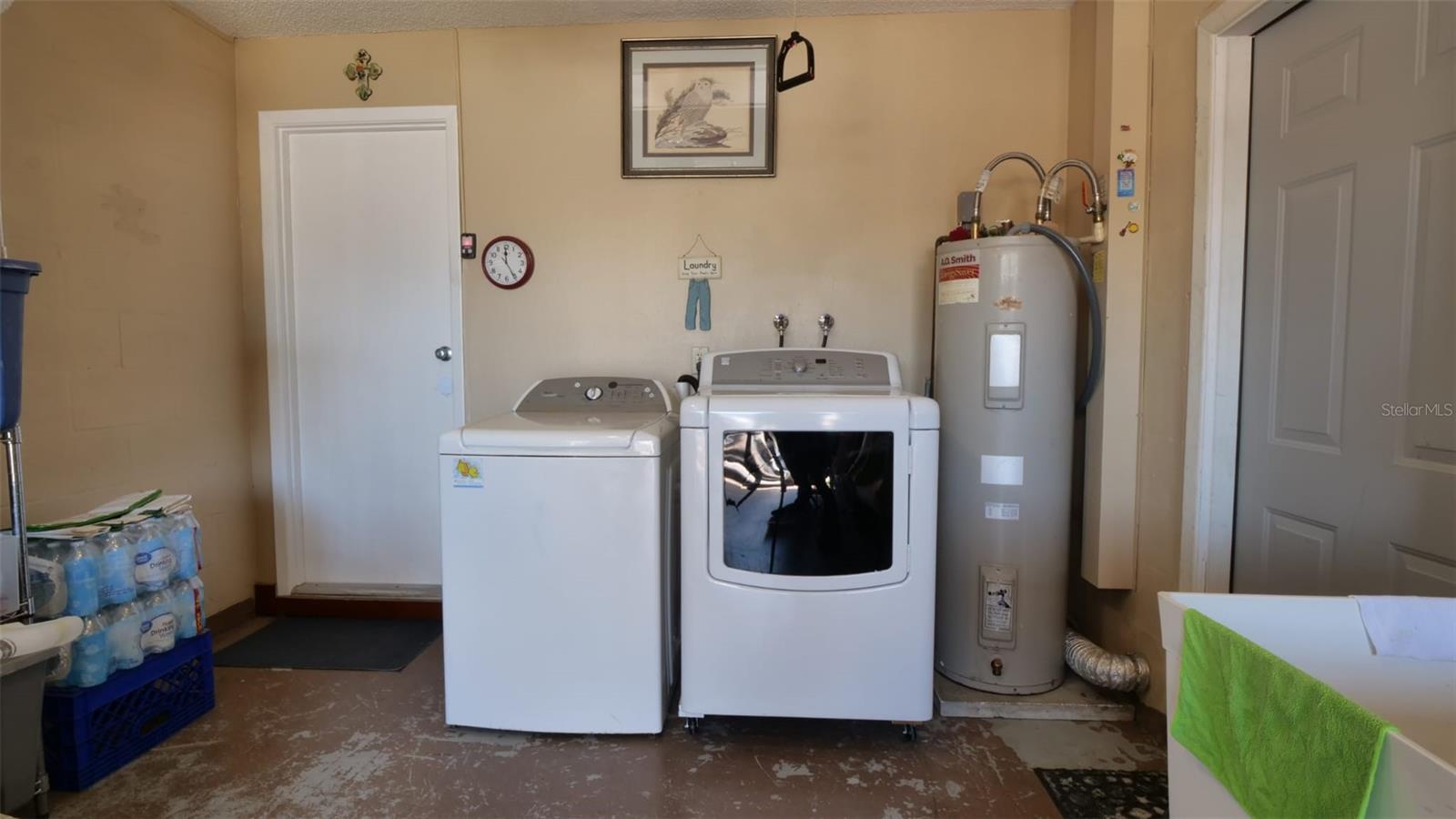 REGENCY PARK - Residential