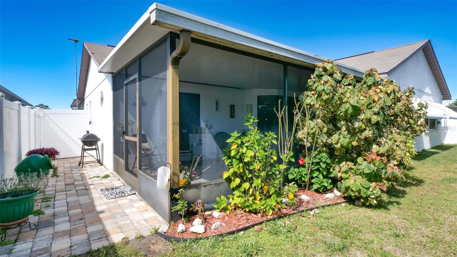 REGENCY PARK - Residential