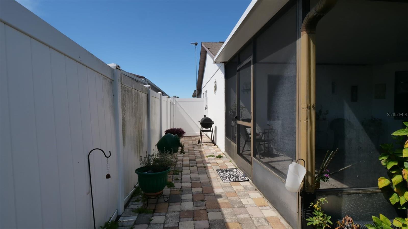 REGENCY PARK - Residential