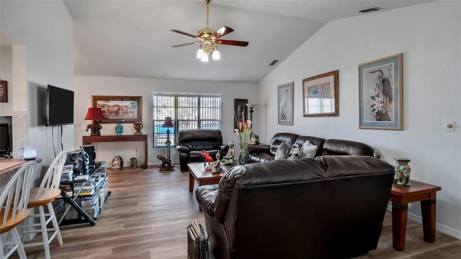 REGENCY PARK - Residential