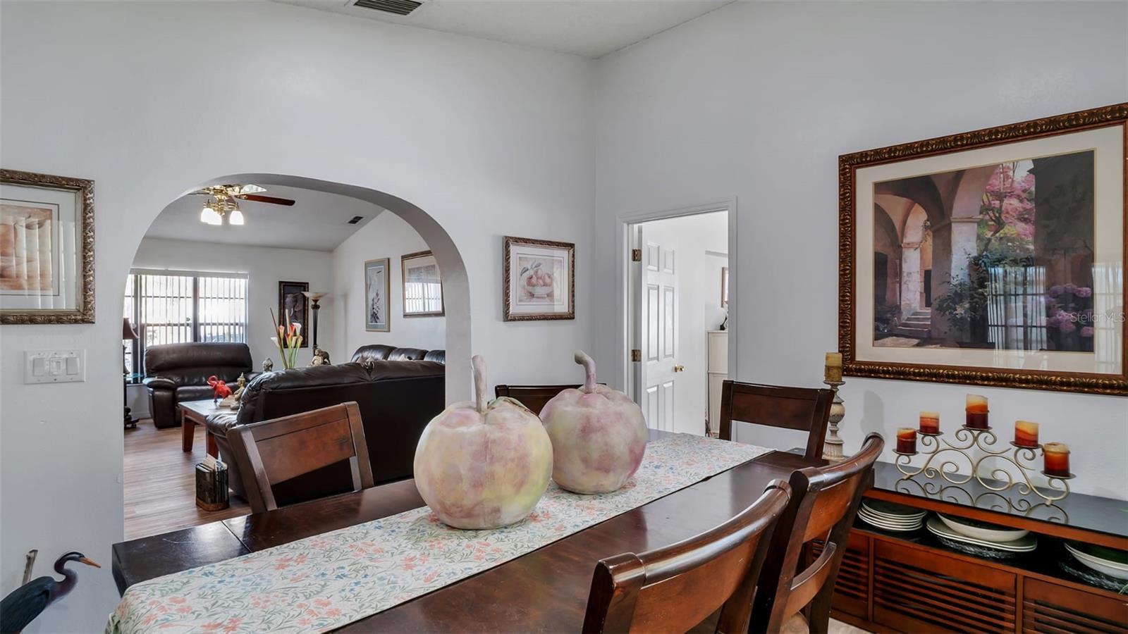 REGENCY PARK - Residential