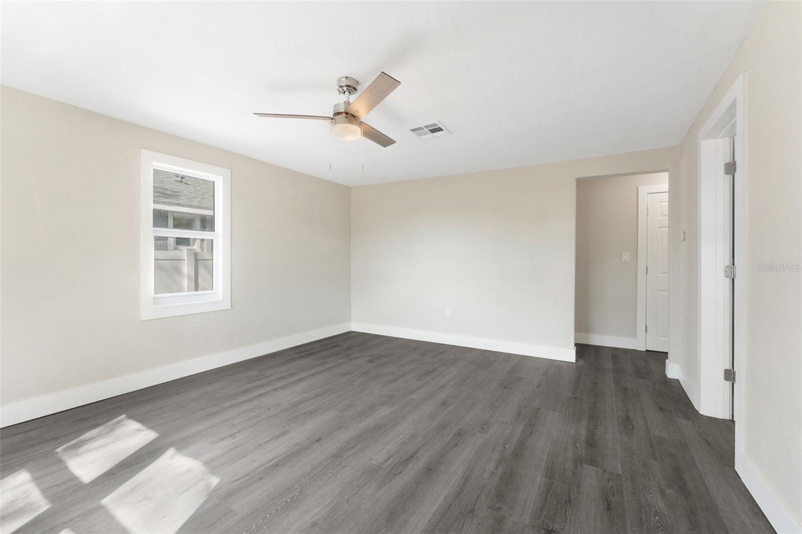 LELLMAN HEIGHTS 1ST SEC - Residential Lease