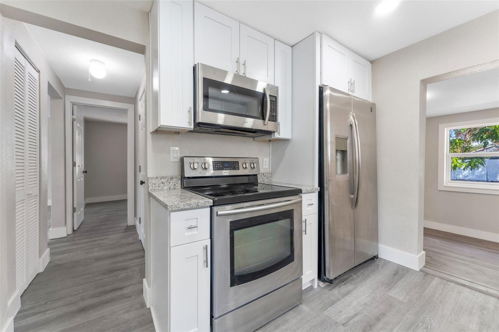 LELLMAN HEIGHTS 1ST SEC - Residential Lease