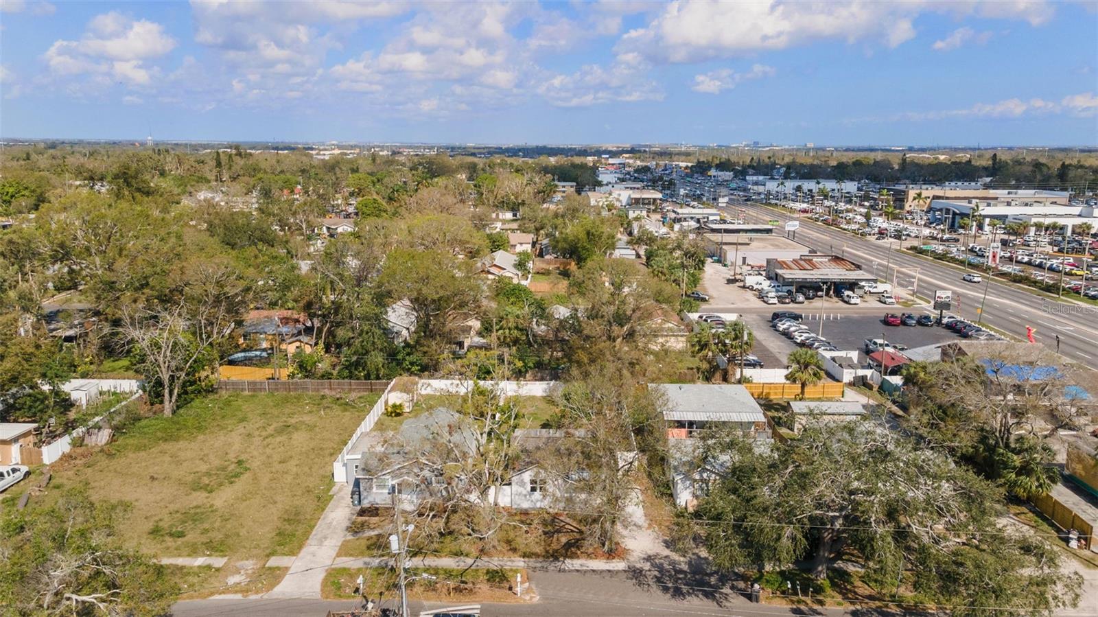 LELLMAN HEIGHTS 1ST SEC - Residential Lease