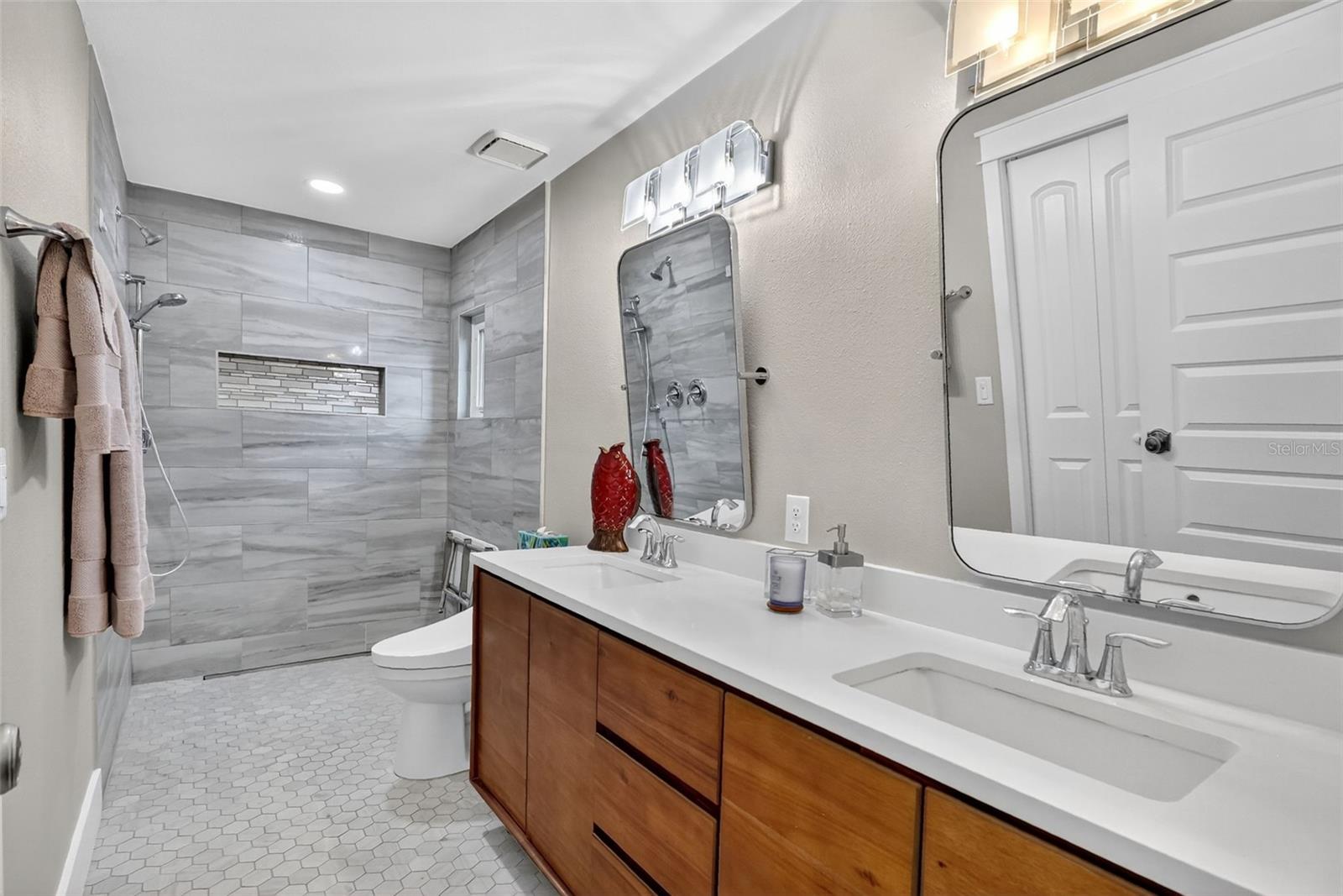 HUNTERS GREEN PRCL 18A PHAS - Residential