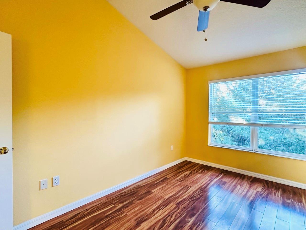 SEMINOLE PALMS AT LARGO - Residential