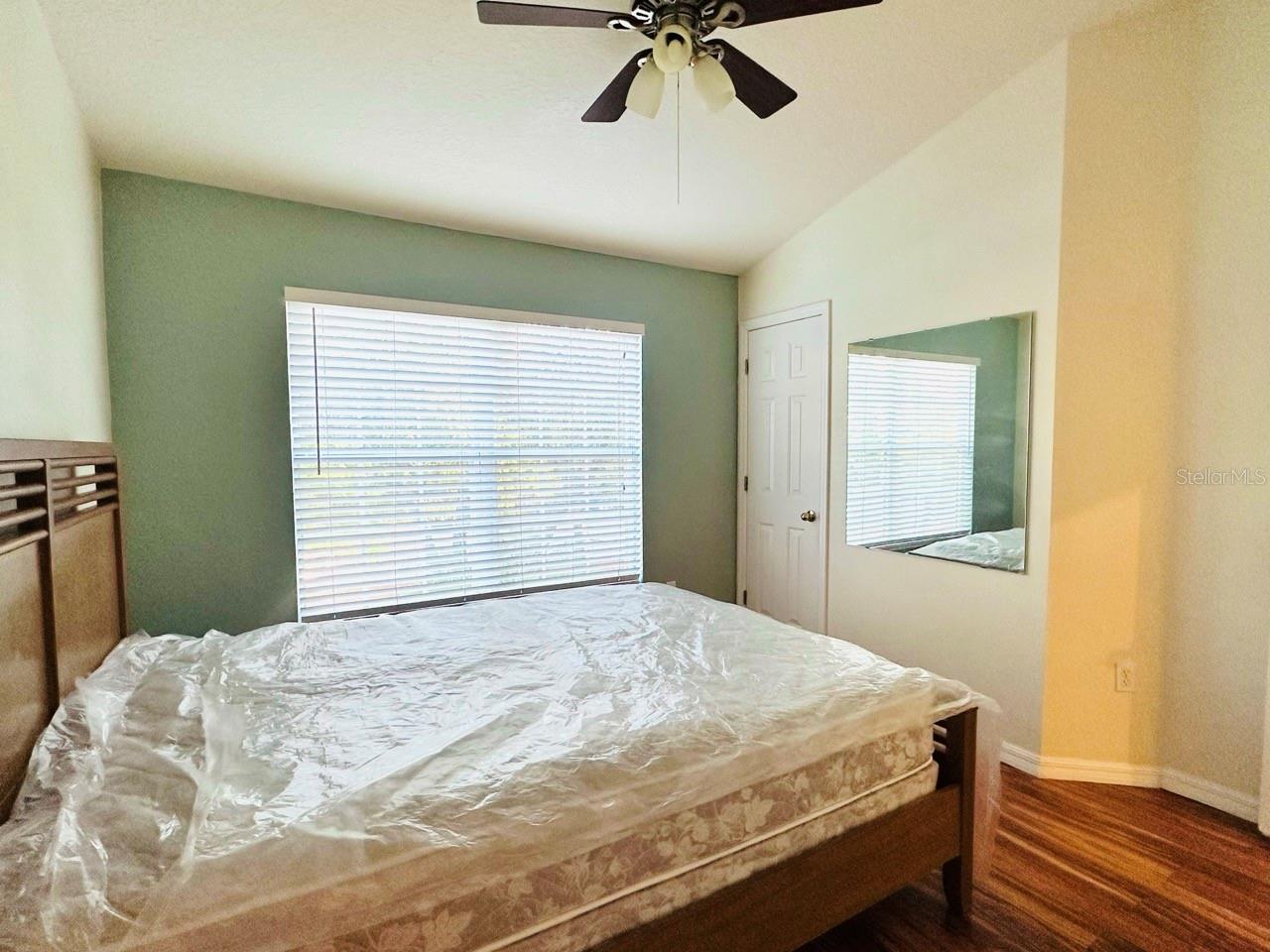 SEMINOLE PALMS AT LARGO - Residential