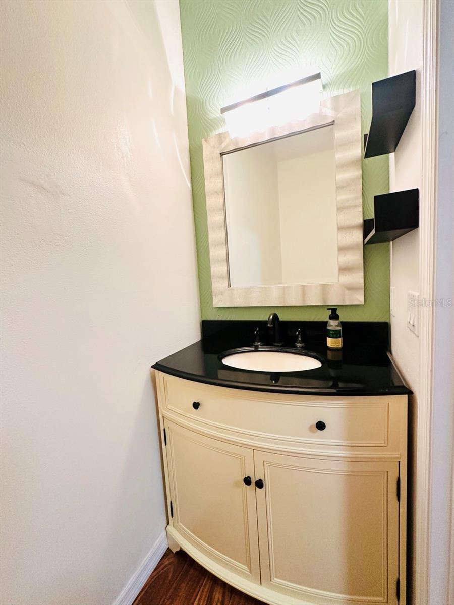 SEMINOLE PALMS AT LARGO - Residential