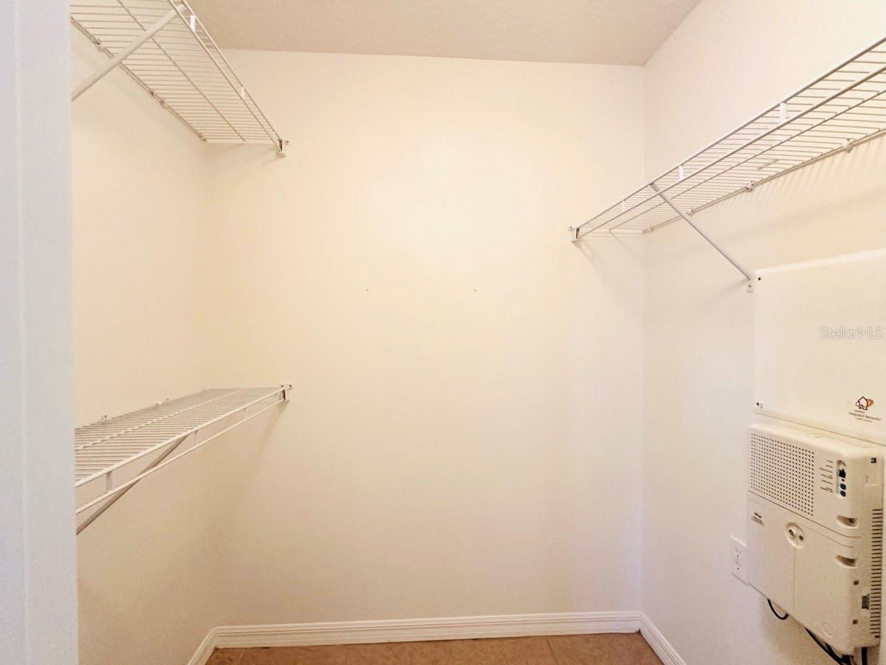 SEMINOLE PALMS AT LARGO - Residential