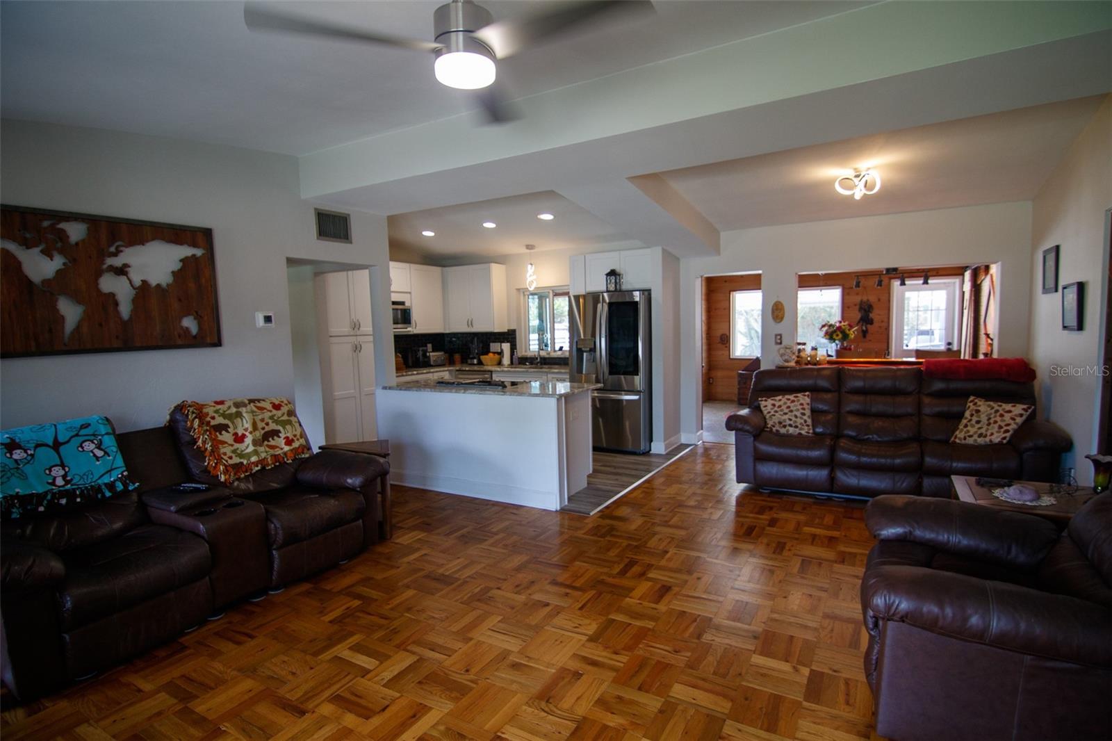 SUNSHINE GARDENS 1ST ADD - Residential