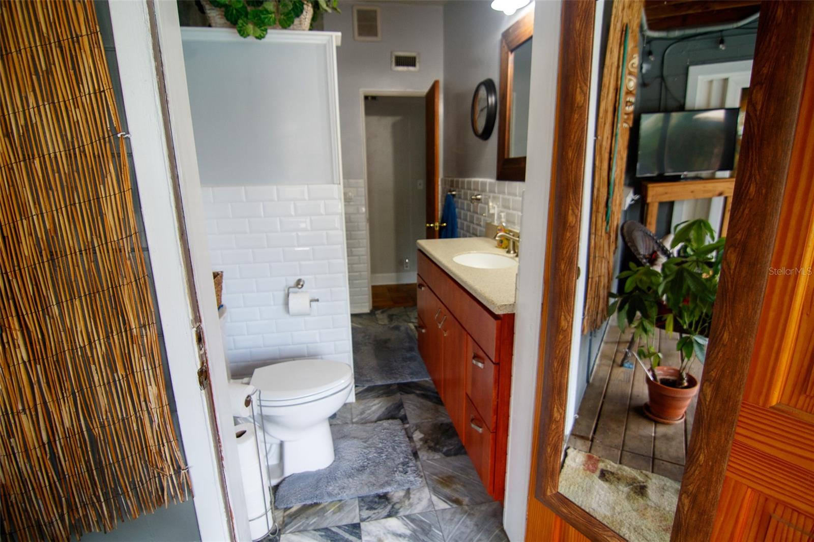 SUNSHINE GARDENS 1ST ADD - Residential