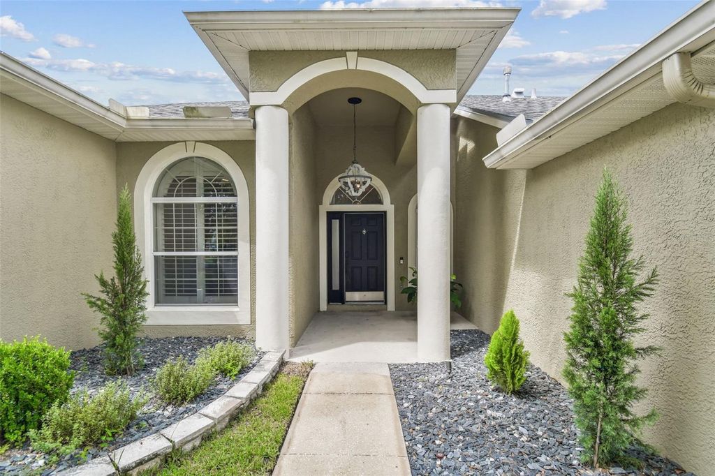 Photo of 5441 Winhawk Way, Lutz, FL 33558 (MLS # TB8423737)